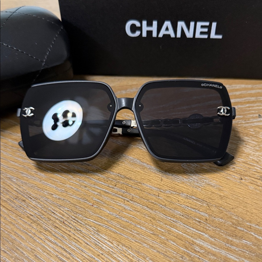 Chanel Black & Silver Sunglasses - Picture 3 of 7